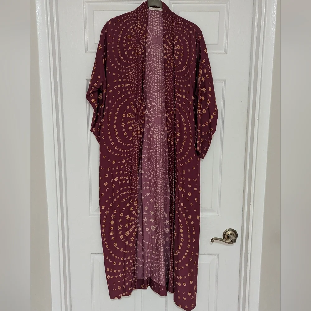 NR Sample Robe - Picture 3 of 5